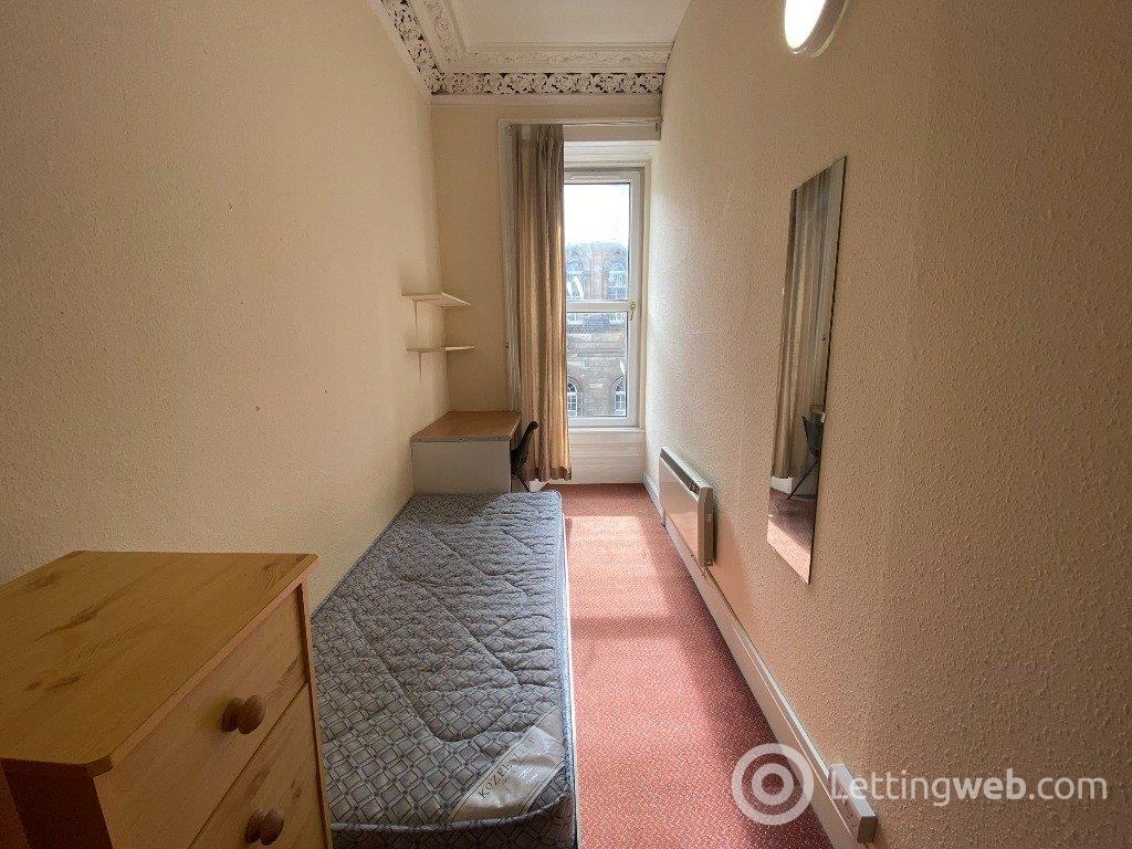 Property to rent in Teviot Place, Edinburgh, EH1