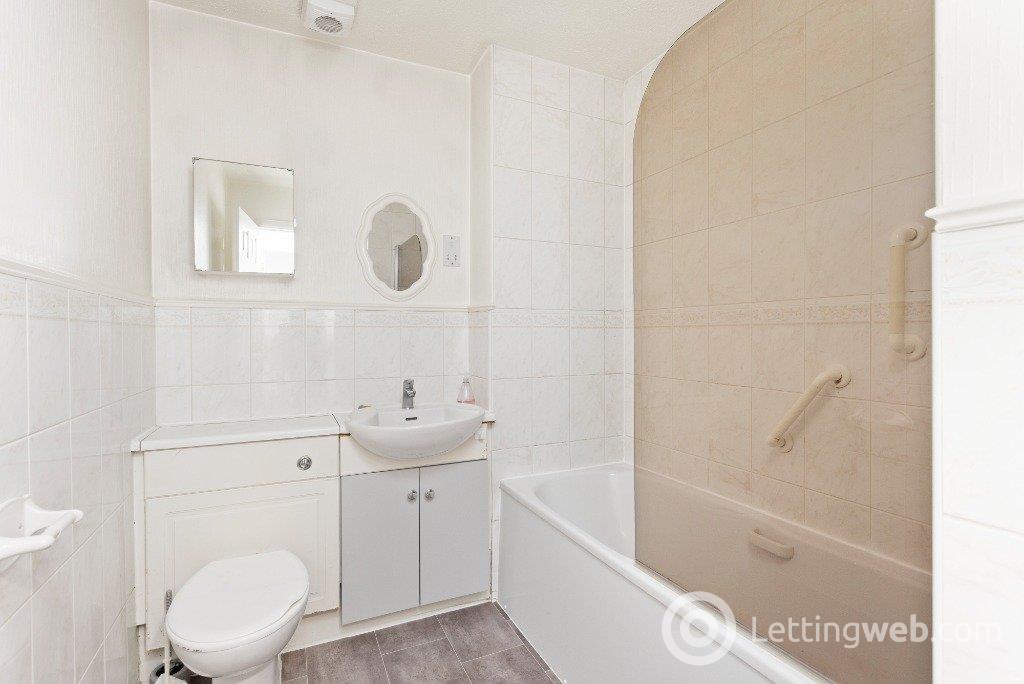 Property to rent in Learmonth Avenue, Edinburgh, Midlothian, EH4