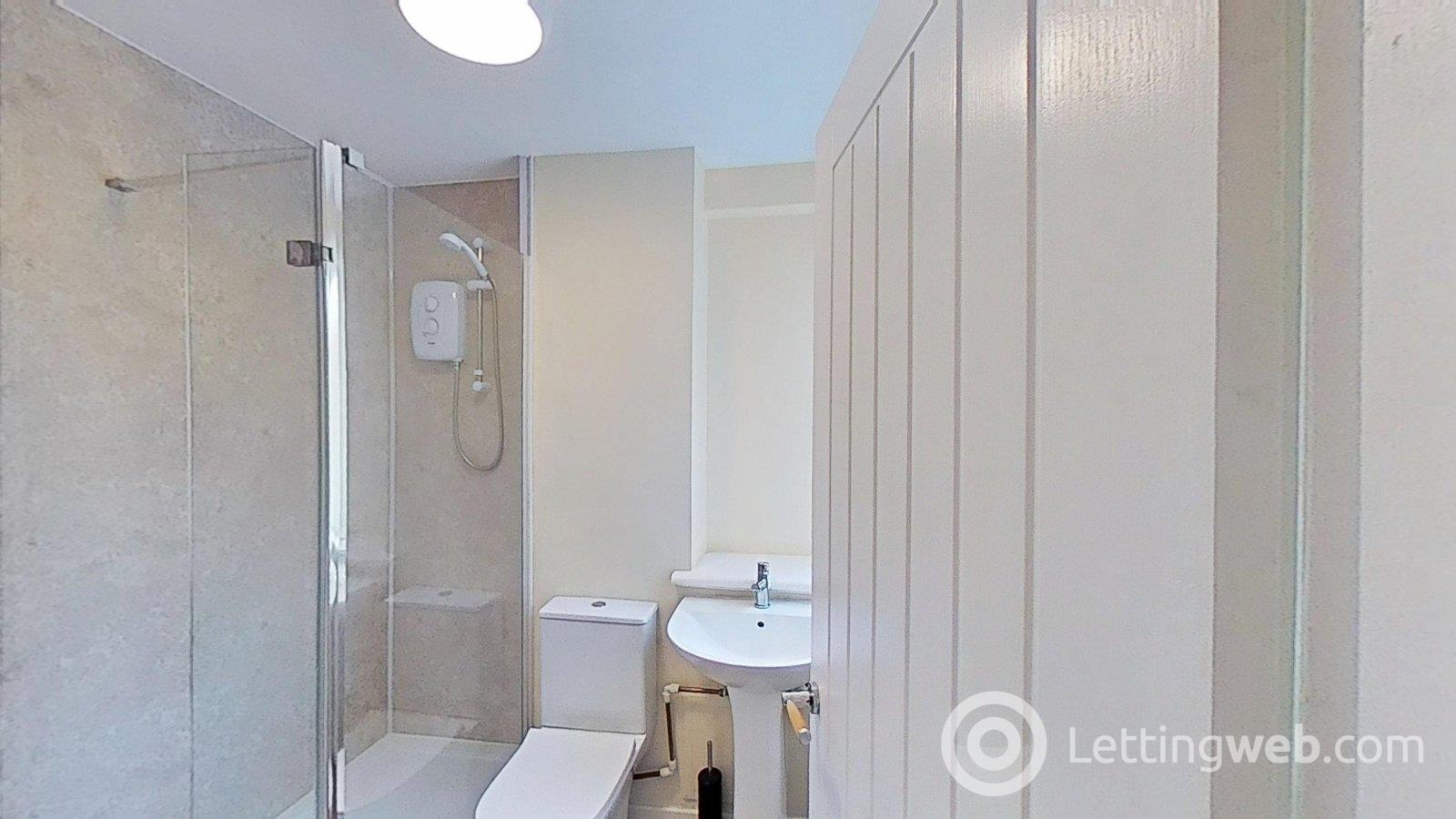 Property to rent in Redbraes Grove, Edinburgh, EH7