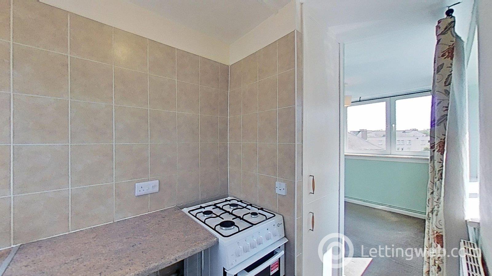 Property to rent in Redbraes Grove, Edinburgh, EH7