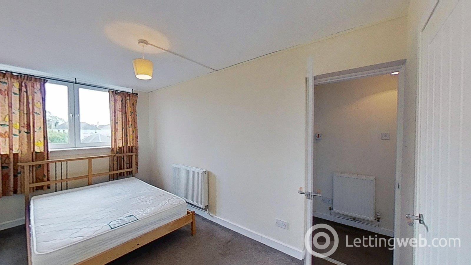 Property to rent in Redbraes Grove, Edinburgh, EH7