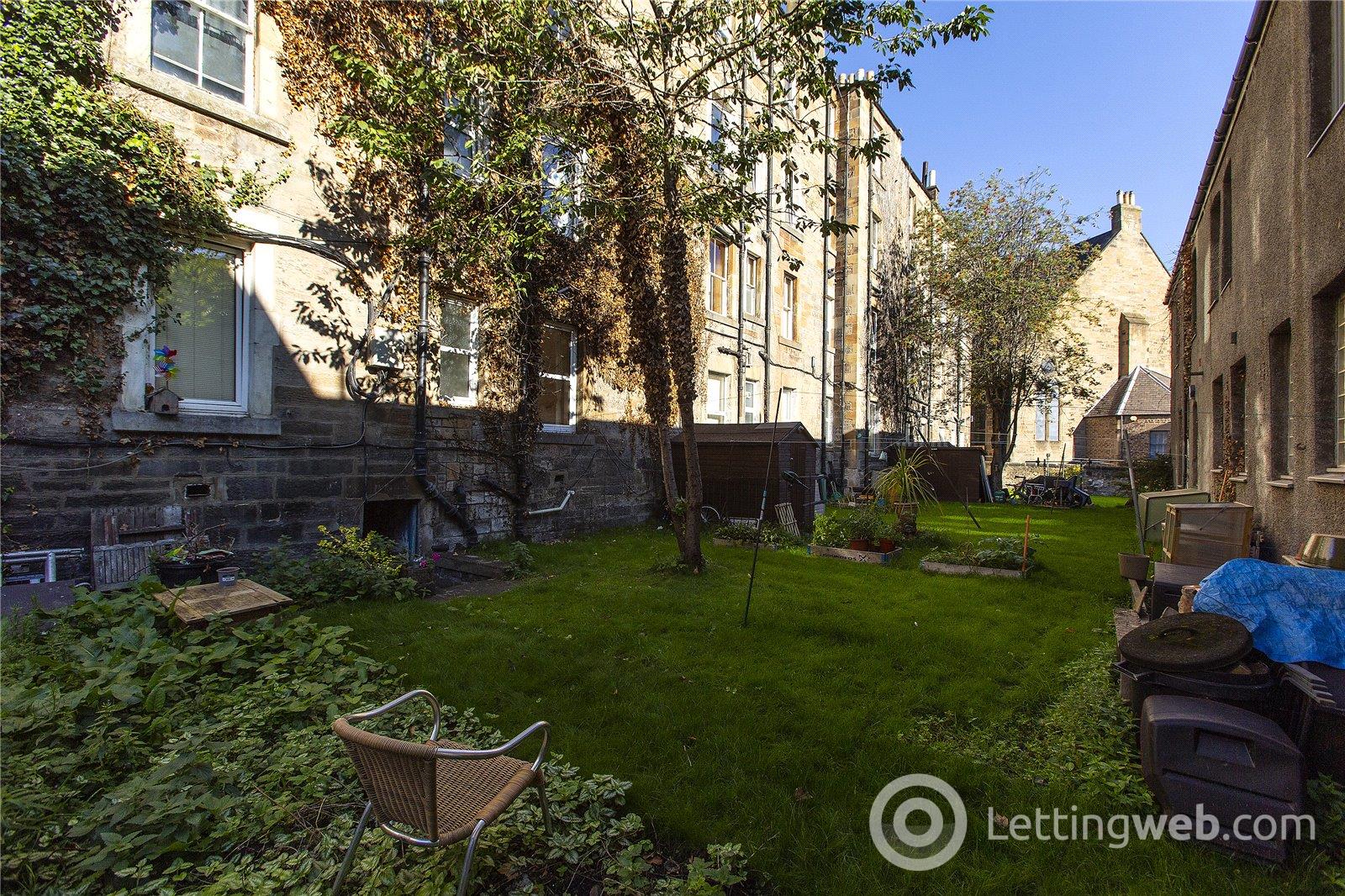 Property to rent in Buchanan Street, Edinburgh, EH6