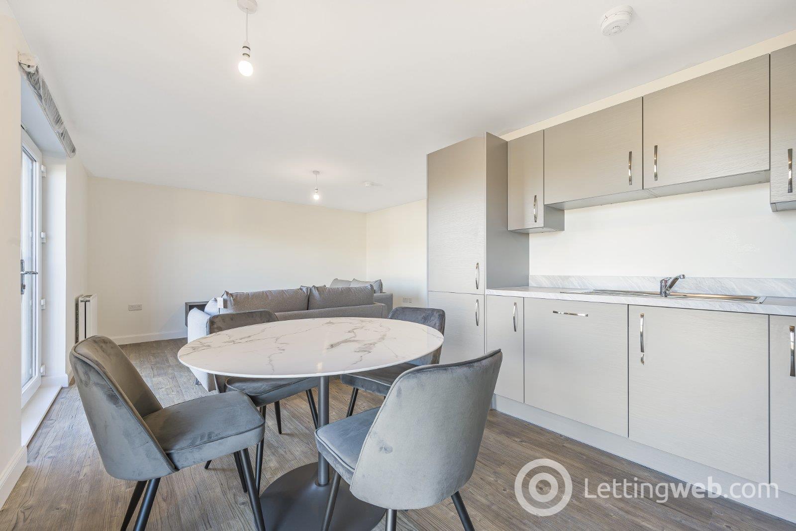 Property to rent in Kilpatrick Grove, Edinburgh, EH6