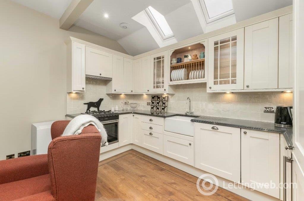 Property to rent in Randolph Lane, Edinburgh, Midlothian, EH3