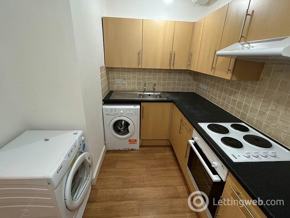 Property to rent in Montague Street, Edinburgh, Midlothian, EH8