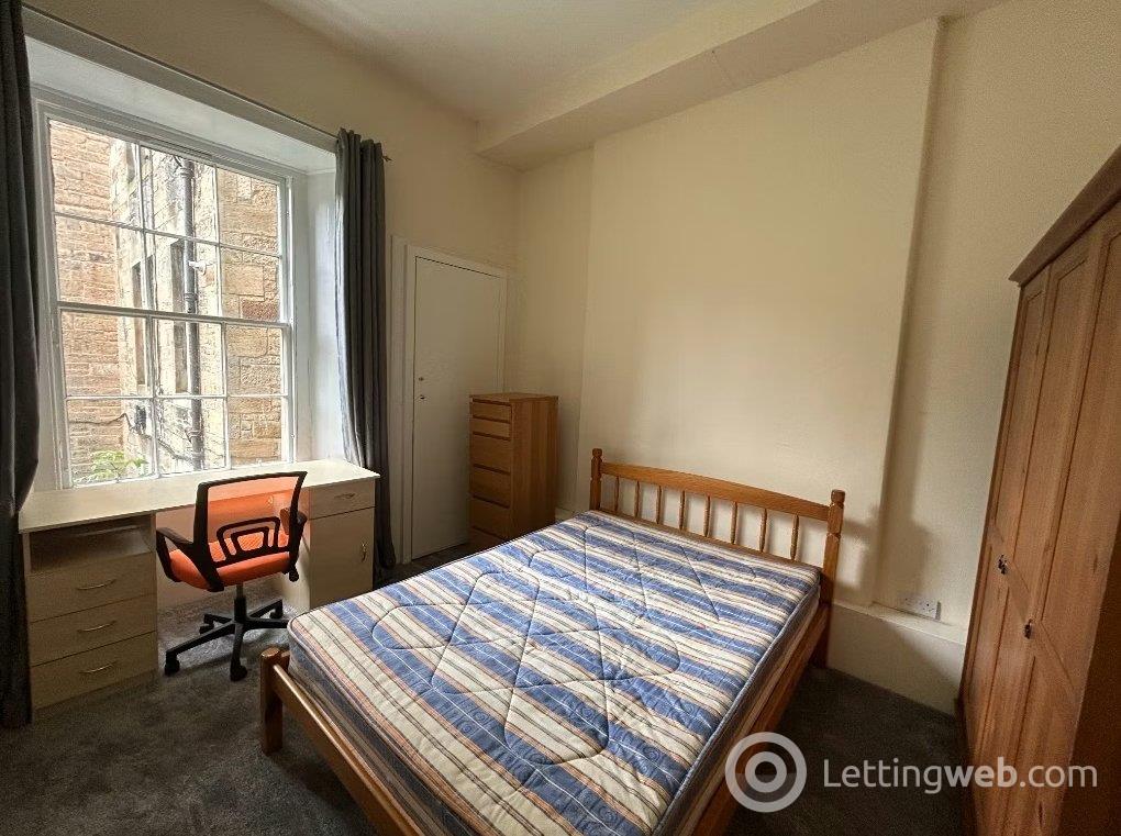 Property to rent in Montague Street, Edinburgh, Midlothian, EH8