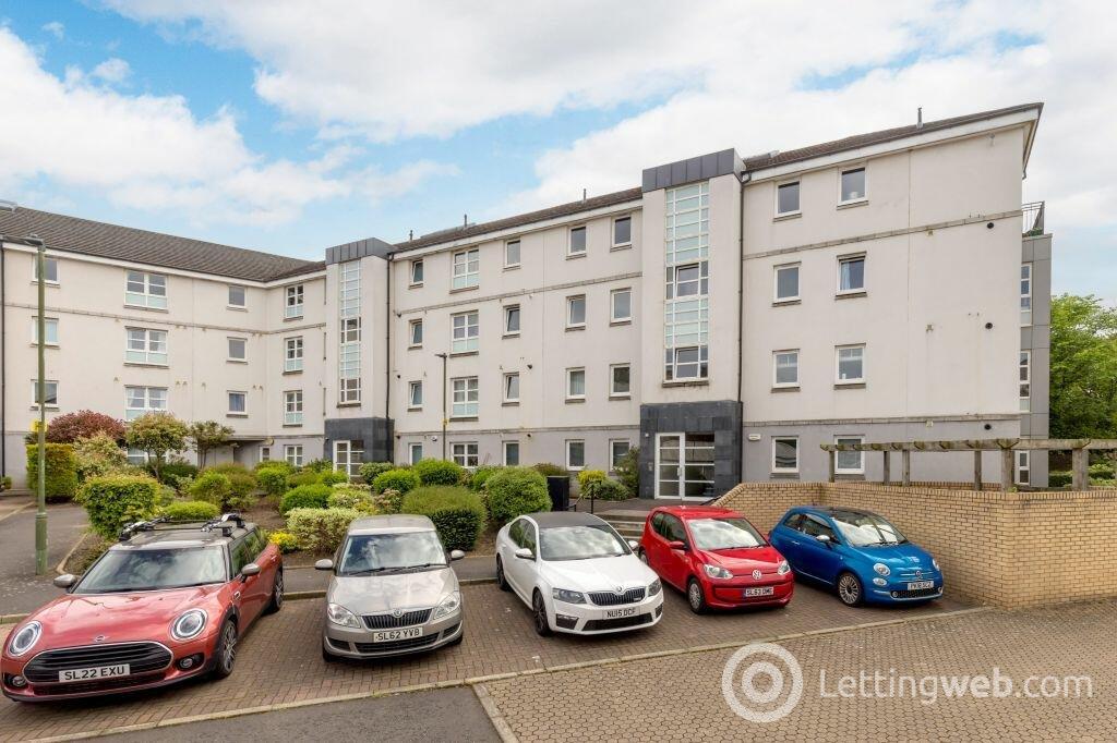 Property to rent in Chesser Crescent, Edinburgh, EH14