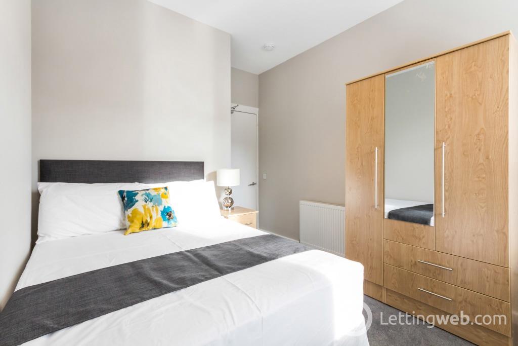 Property to rent in Montague Street, Edinburgh, EH8