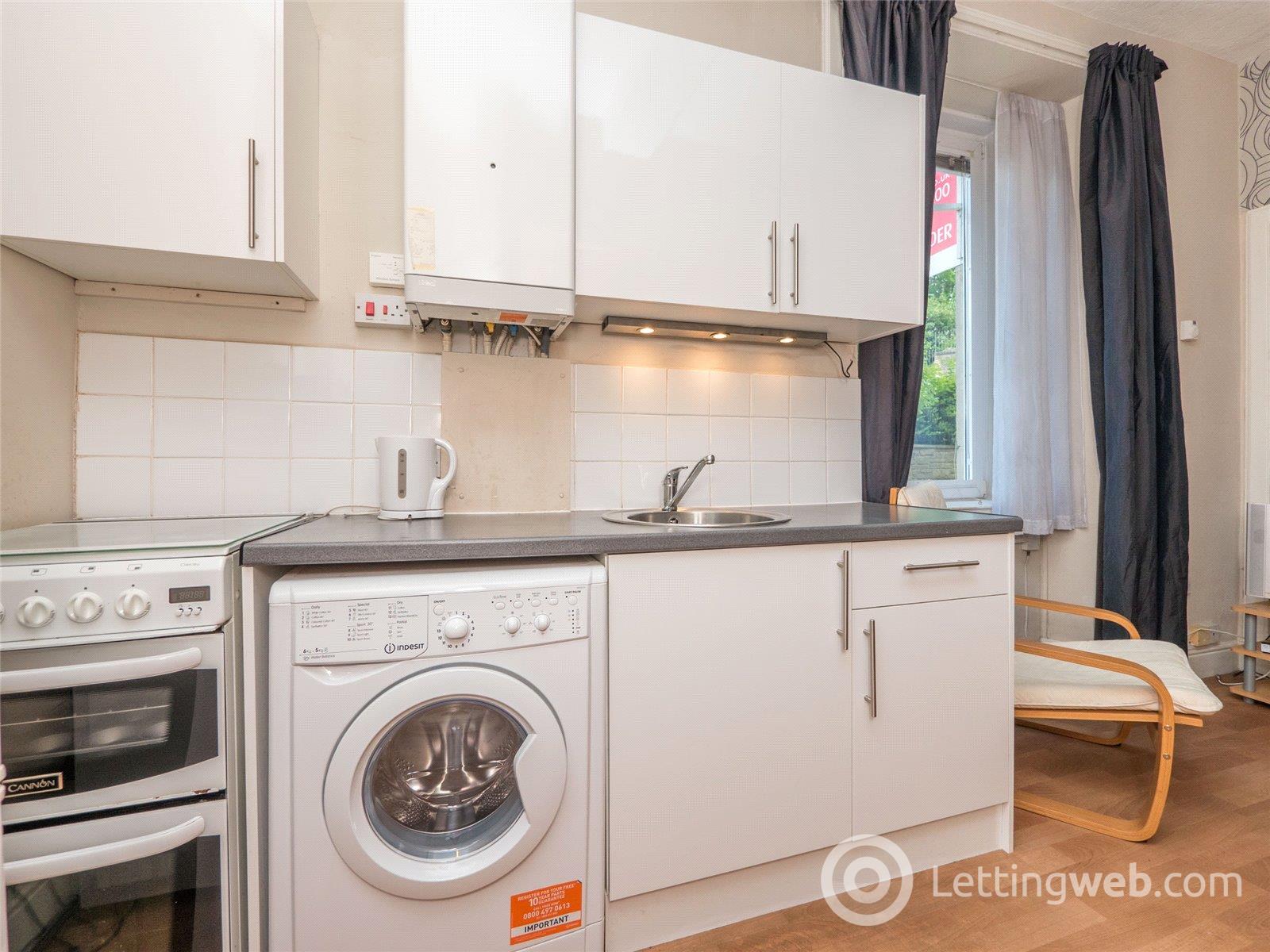 Property to rent in CANONMILLS, EDINBURGH, EH3
