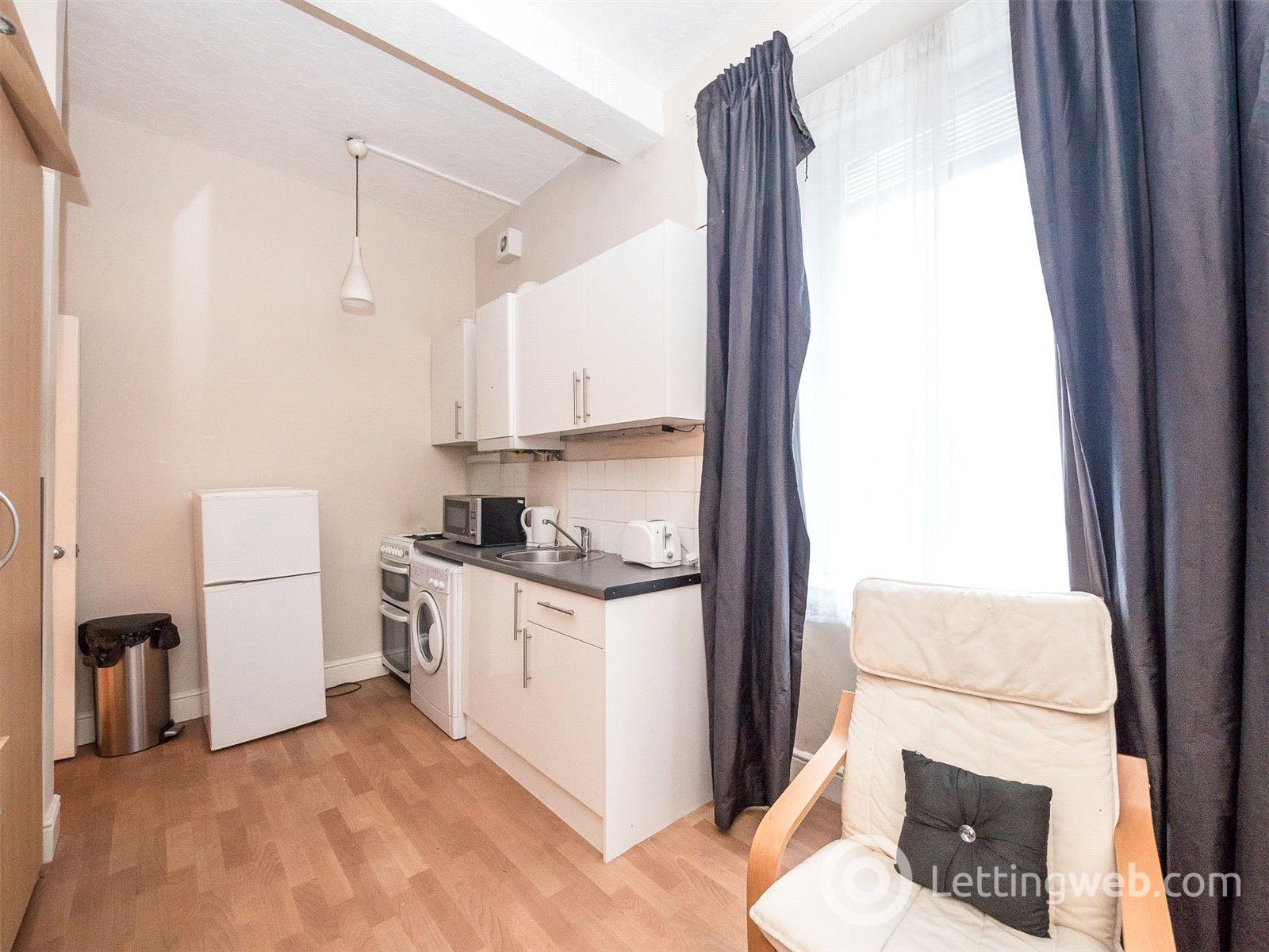Property to rent in CANONMILLS, EDINBURGH, EH3