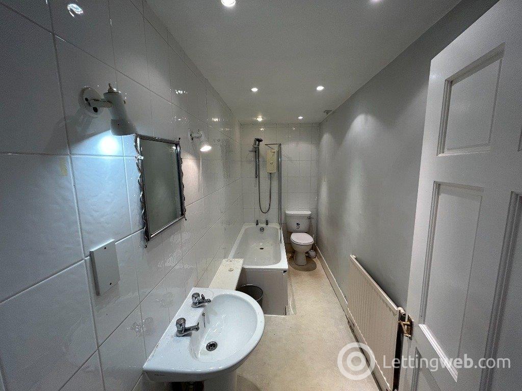 Property to rent in St Patrick Square, Edinburgh, EH8
