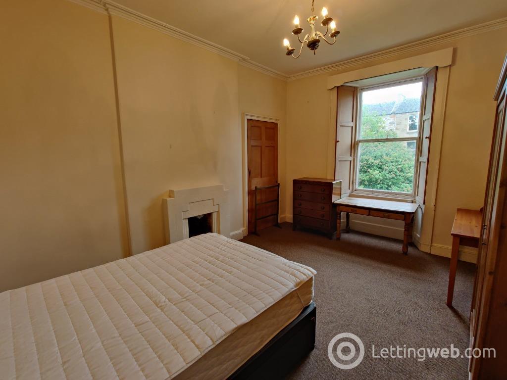Property to rent in Montague Street, Edinburgh, EH8