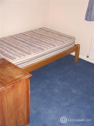 Property to rent in McDonald Road, Edinburgh, EH7