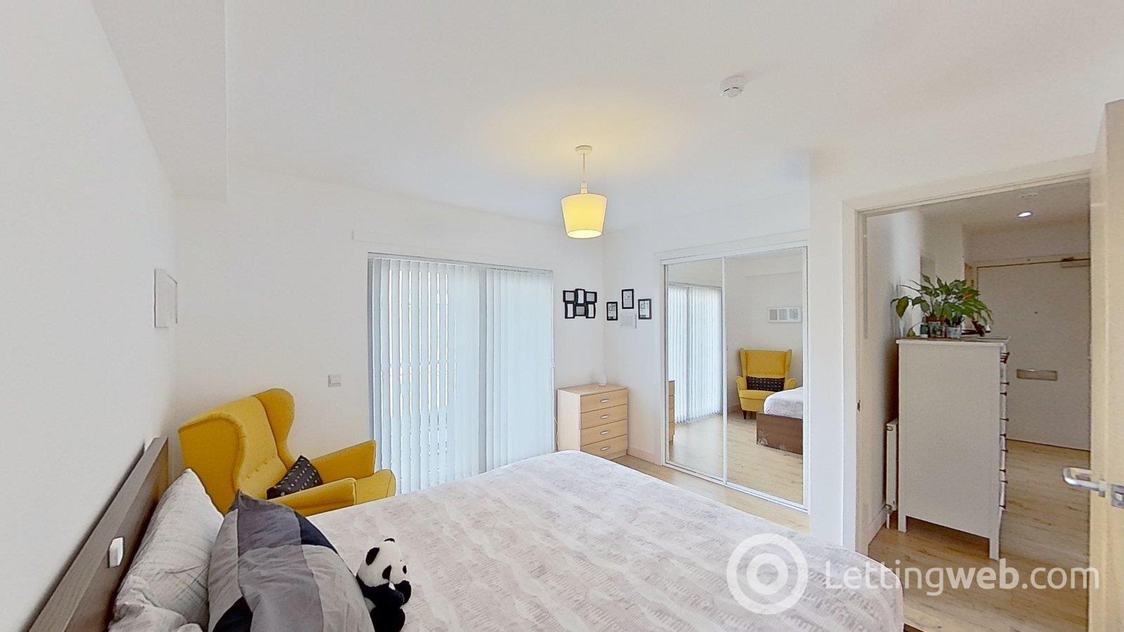 Property to rent in Colonsay Close, Edinburgh, EH5