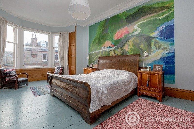 Property to rent in Braid Crescent, Edinburgh, EH10