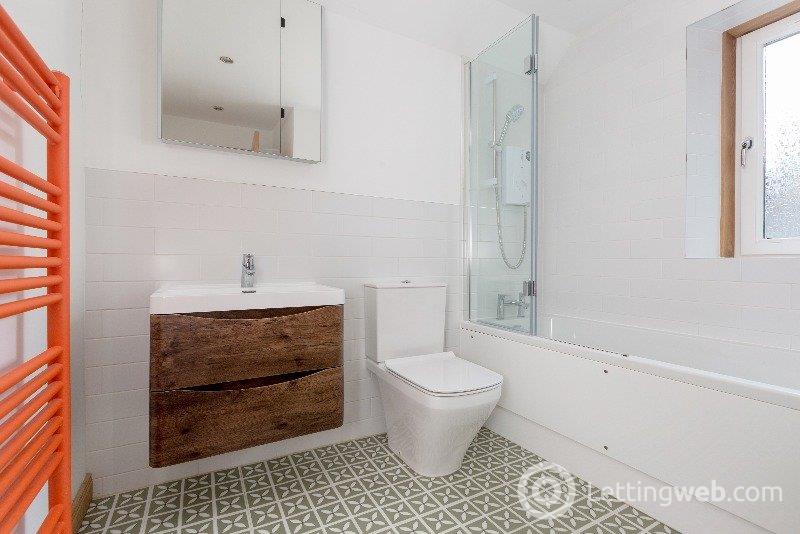 Property to rent in Braid Crescent, Edinburgh, EH10