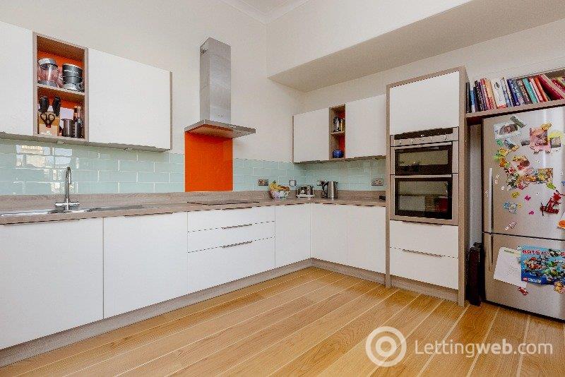 Property to rent in Braid Crescent, Edinburgh, EH10
