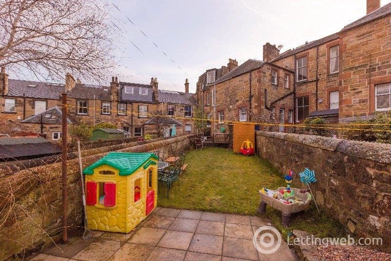 Property to rent in Braid Crescent, Edinburgh, EH10