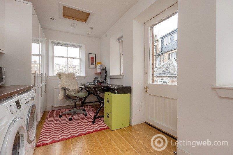 Property to rent in Braid Crescent, Edinburgh, EH10