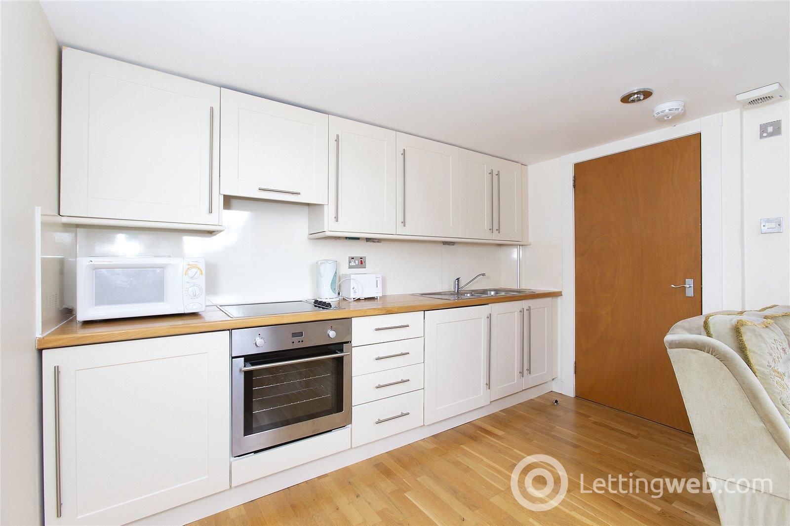 Property to rent in Drummond Street, Edinburgh, Midlothian, EH8