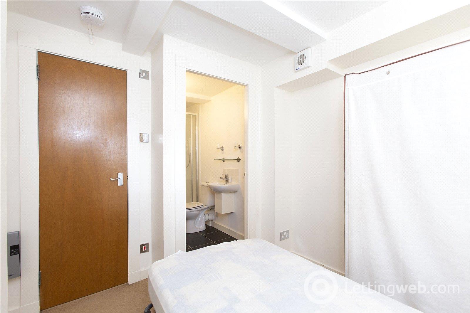Property to rent in Drummond Street, Edinburgh, Midlothian, EH8