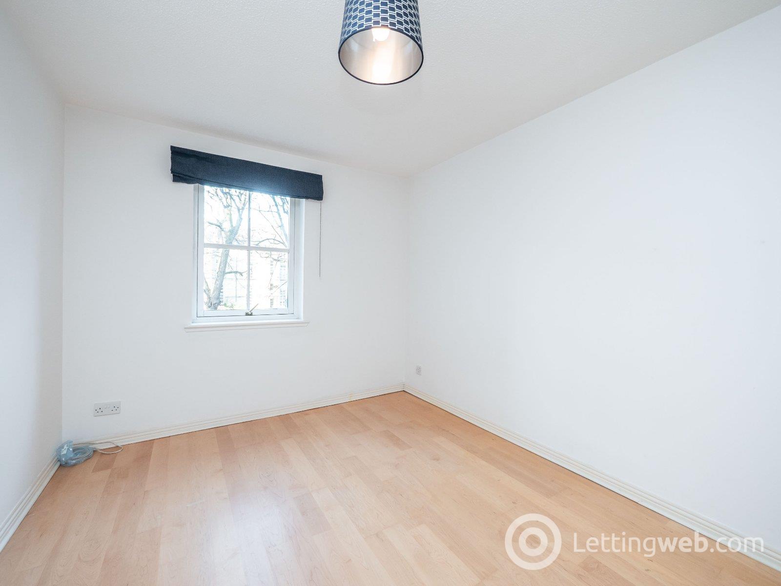 Property to rent in Huntingdon Place, Edinburgh, EH7