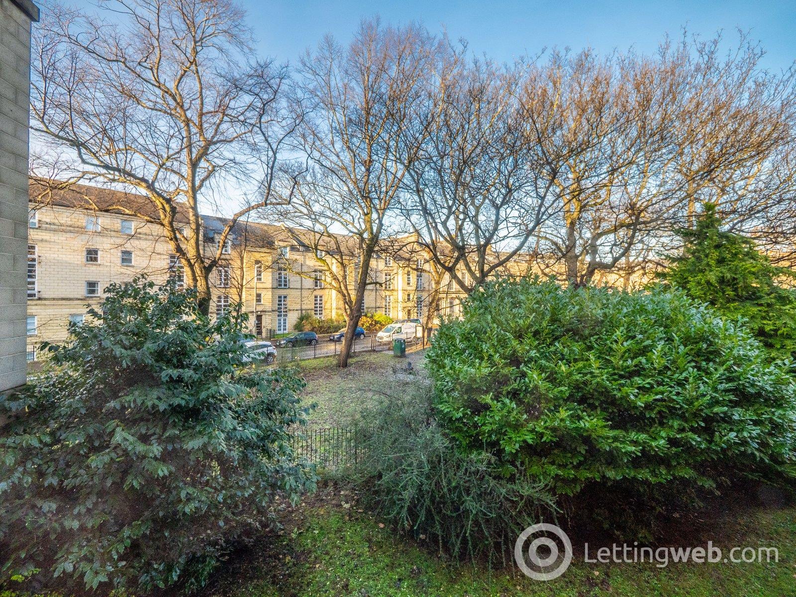 Property to rent in Huntingdon Place, Edinburgh, EH7