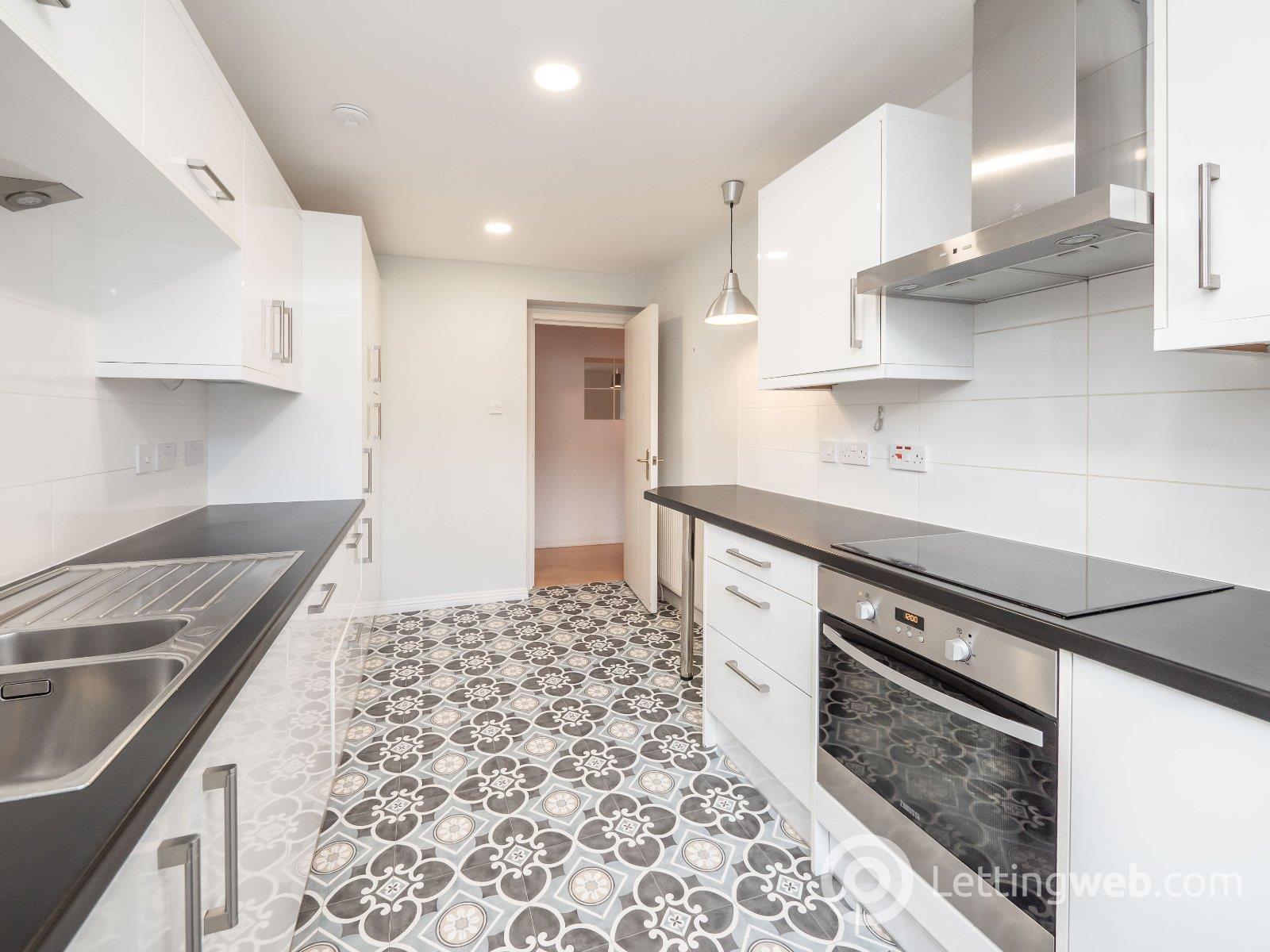 Property to rent in Huntingdon Place, Edinburgh, EH7