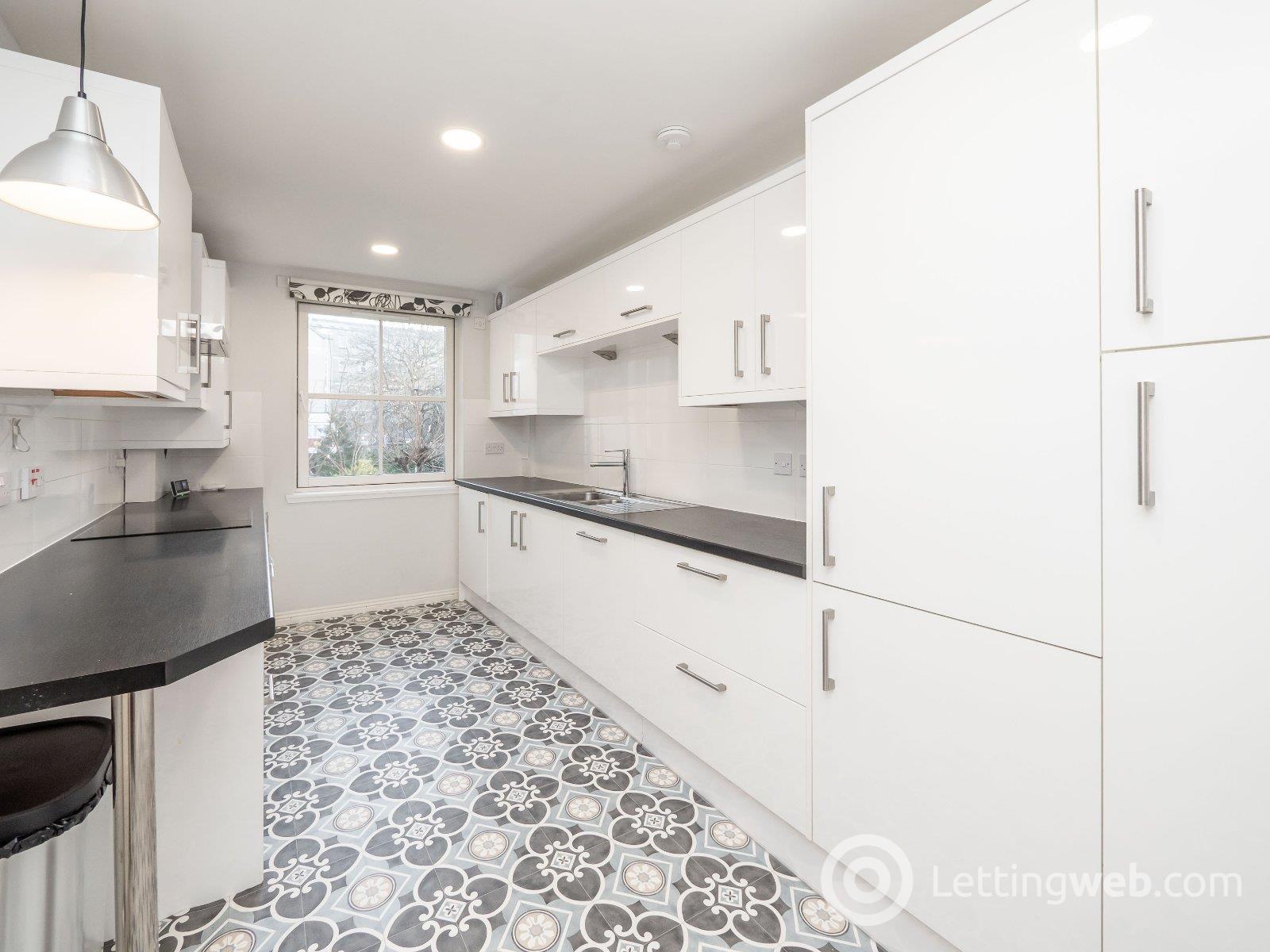 Property to rent in Huntingdon Place, Edinburgh, EH7