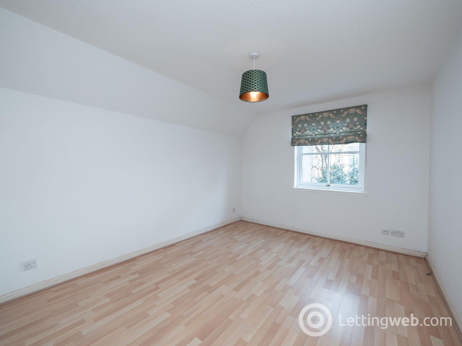 Property to rent in Huntingdon Place, Edinburgh, EH7