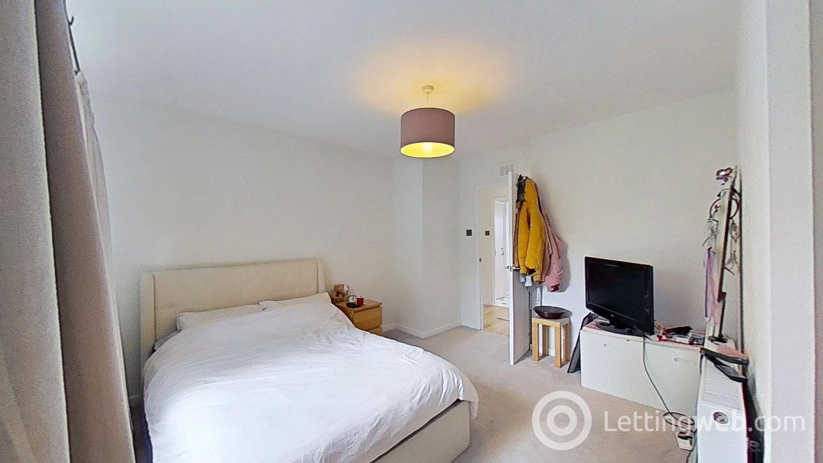Property to rent in Cockburn Crescent, Balerno, Edinburgh, EH14