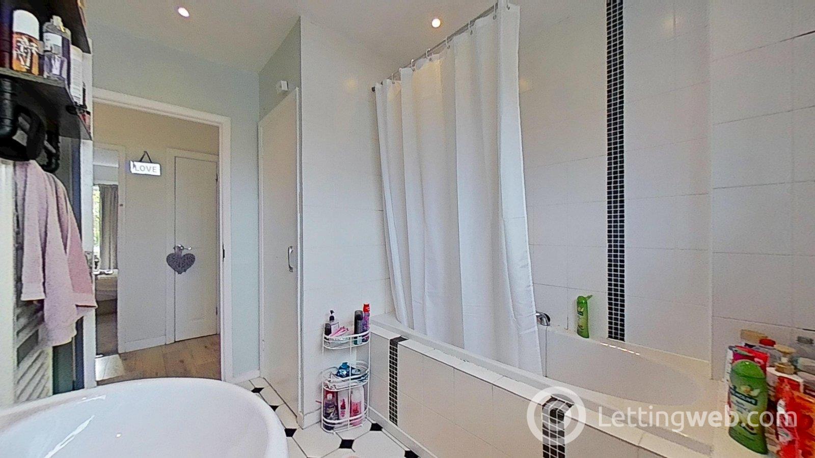 Property to rent in Cockburn Crescent, Balerno, Edinburgh, EH14