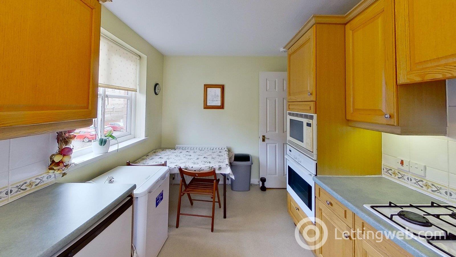 Property to rent in Russell Gardens, Edinburgh, EH12