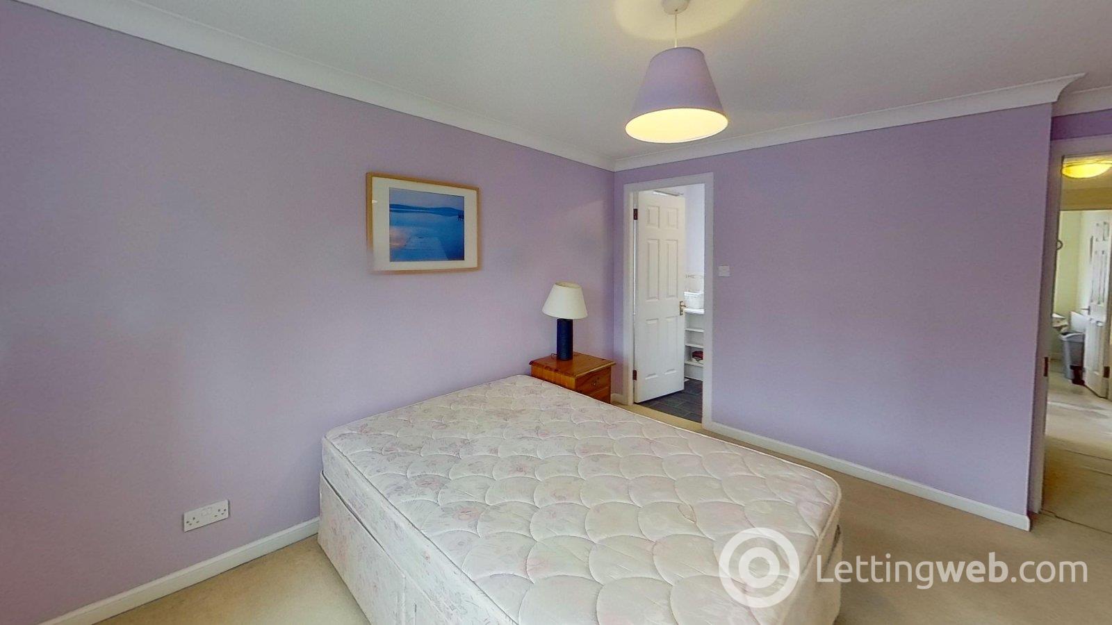 Property to rent in Russell Gardens, Edinburgh, EH12