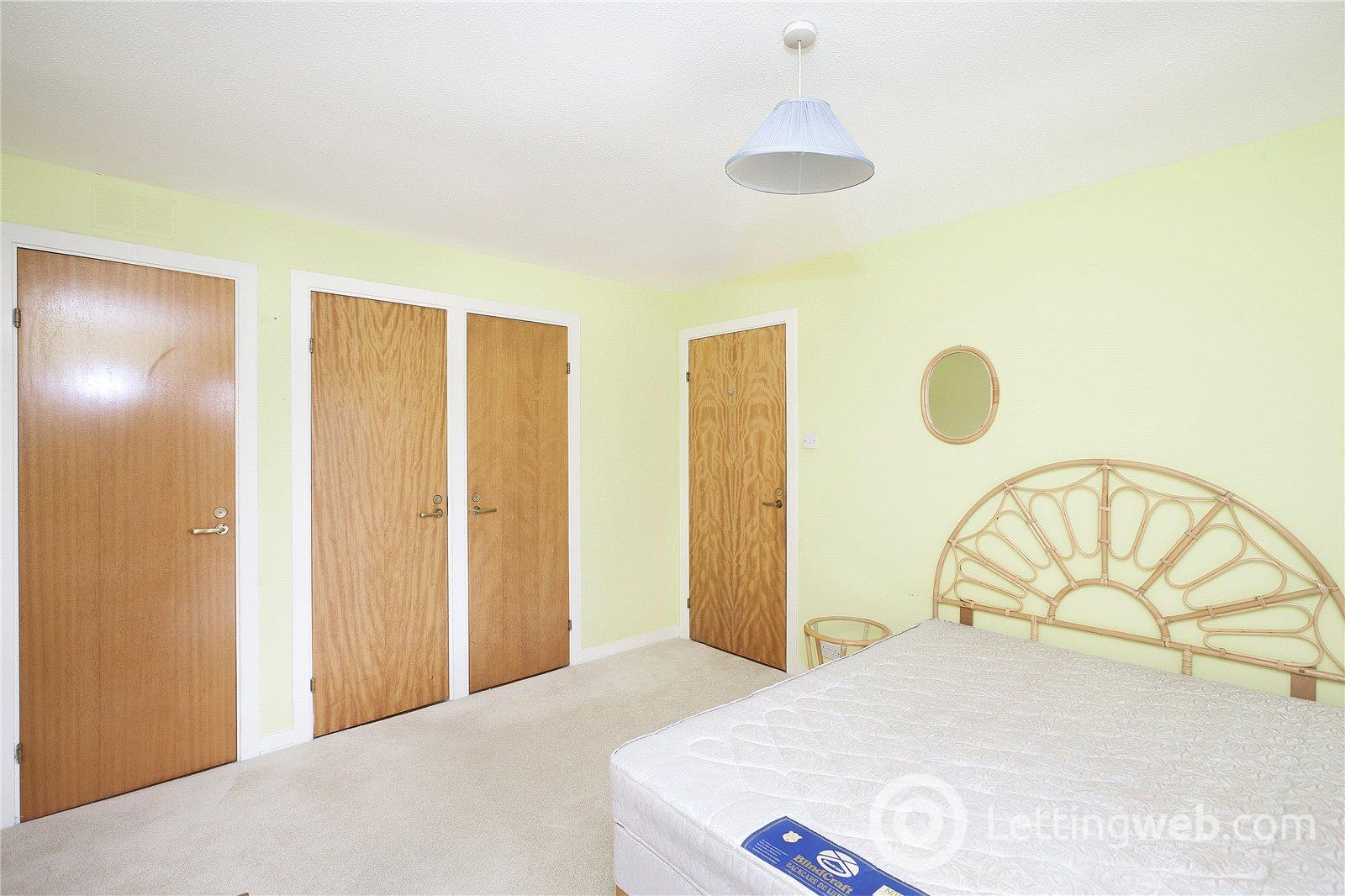 Property to rent in Myreside Court, Edinburgh, EH10