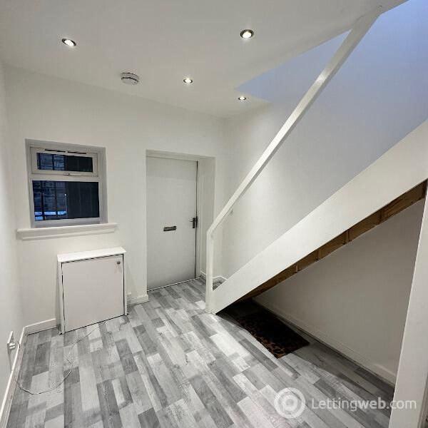Property to rent in High Street Perth