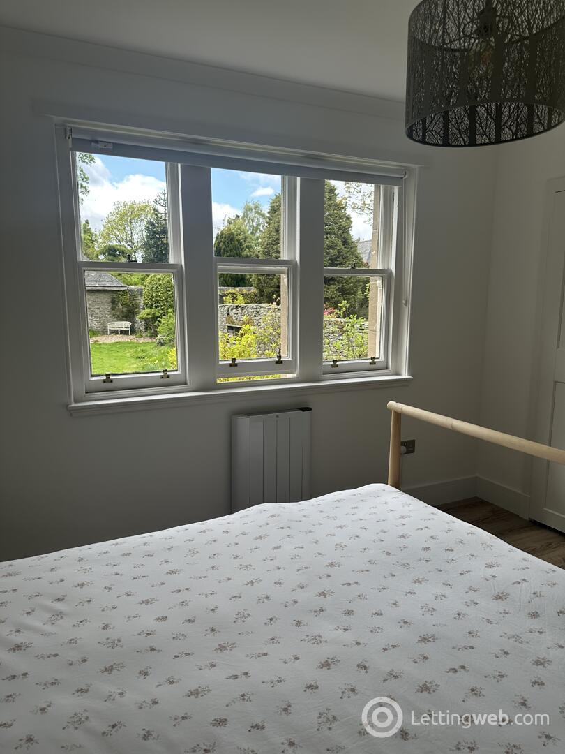 Property to rent in Duntrune, Dundee