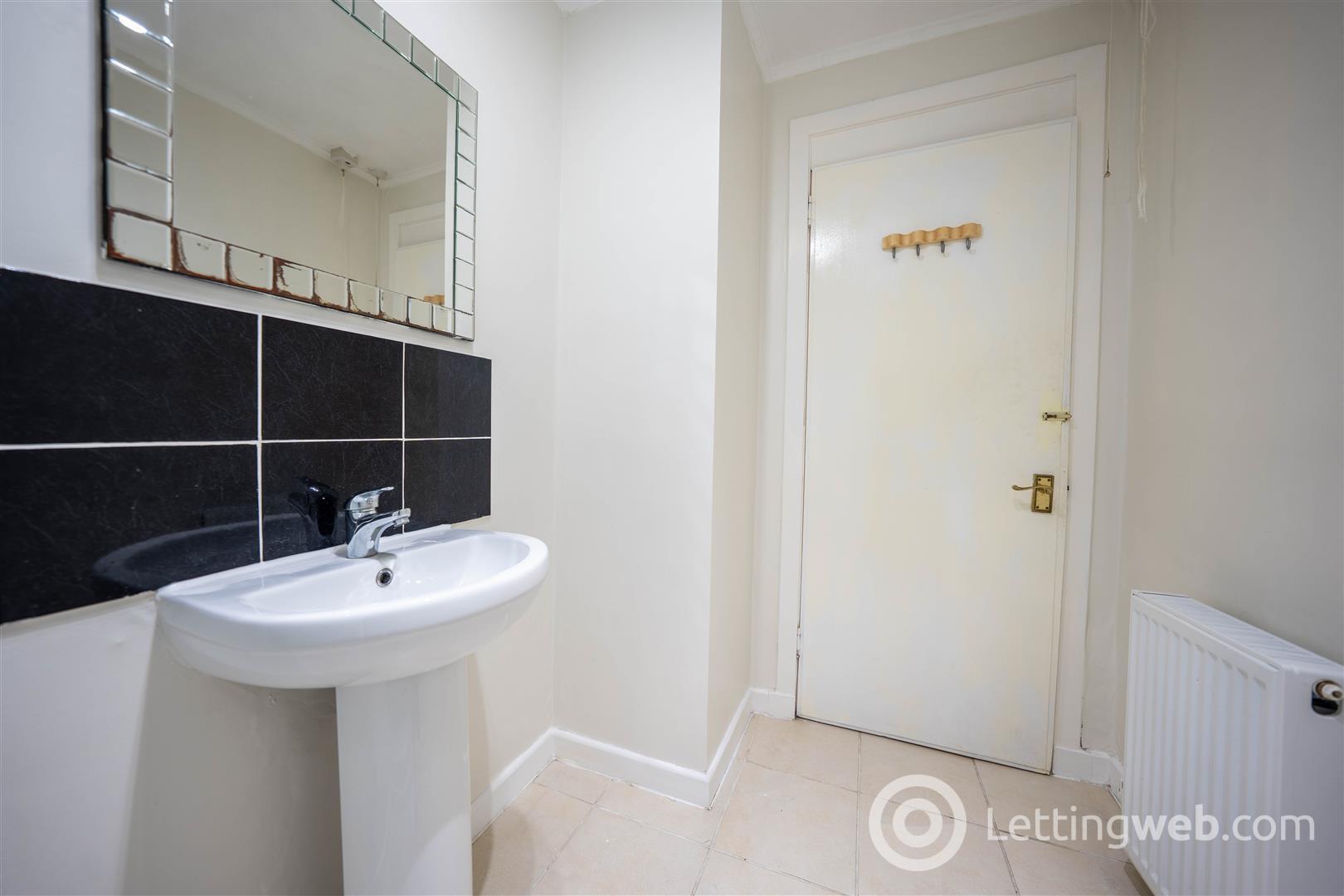 Property to rent in Strathmartine Road, Dundee