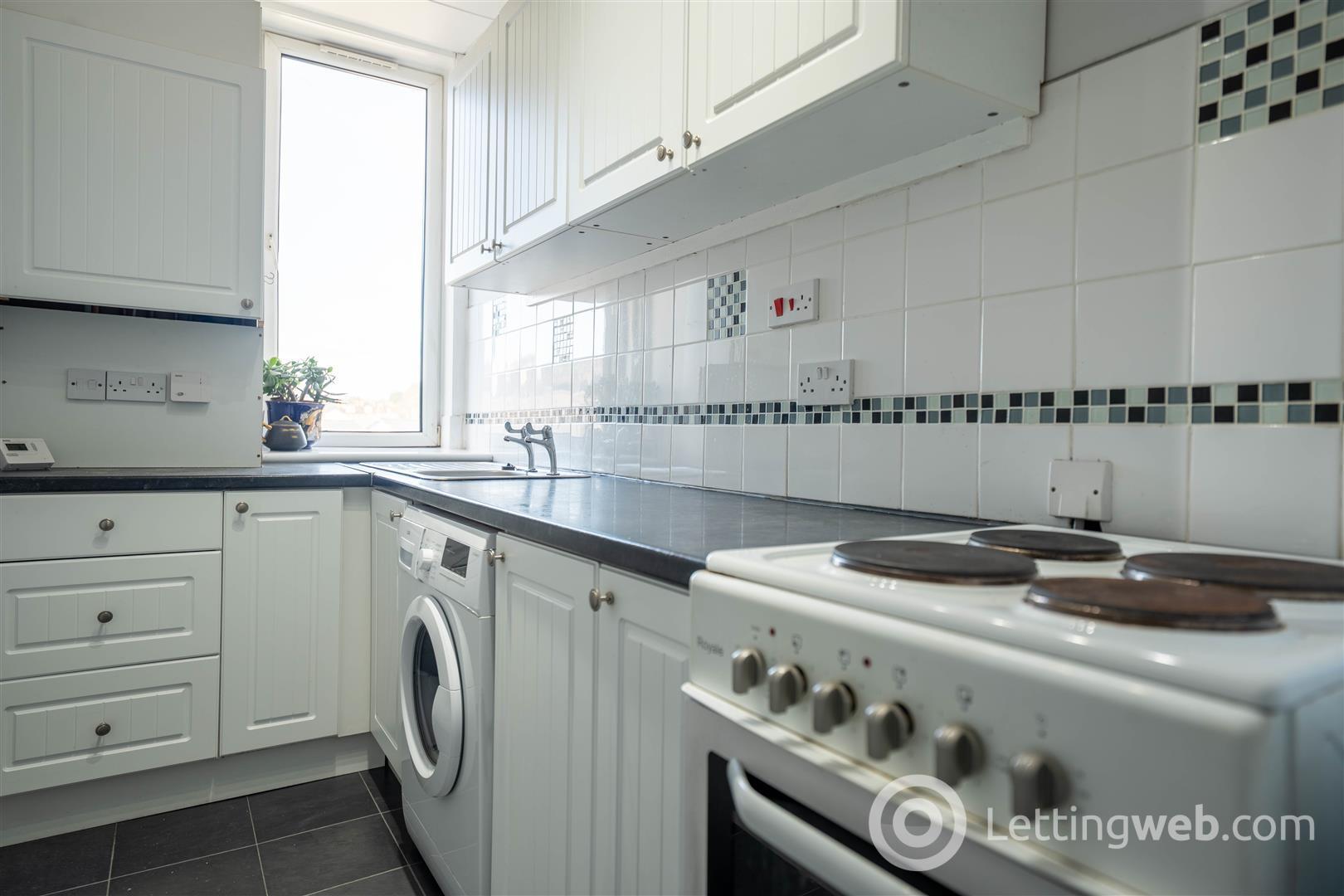 Property to rent in Strathmartine Road, Dundee