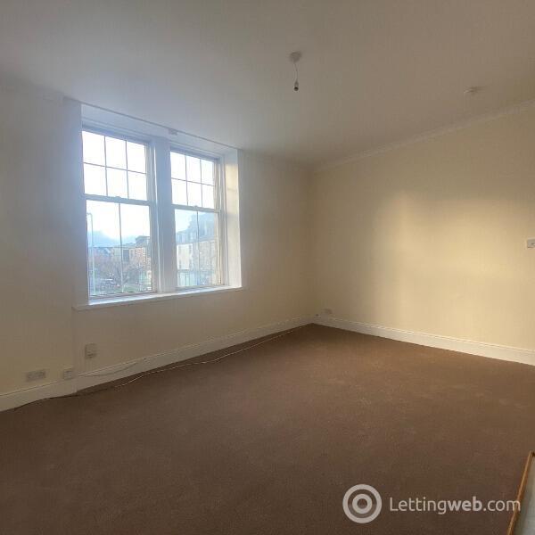 Property to rent in Canal Crescent Perth