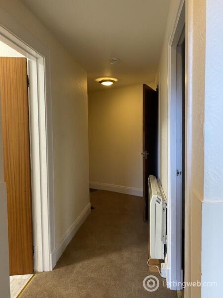 Property to rent in Canal Crescent Perth