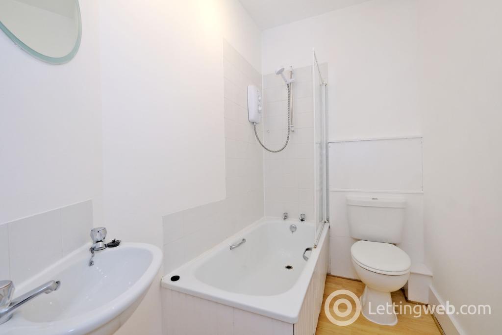 Property to rent in Holburn Road, City Centre, Aberdeen, AB10 6EX