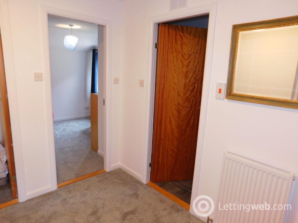 Property to rent in Whitehall Place, Rosemount, Aberdeen, AB25 2YY