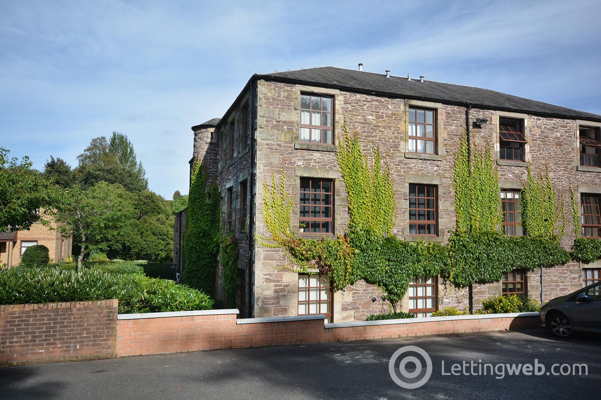 Property to rent in 10 Mill Court Springbank Gardens. Dunblane. FK15