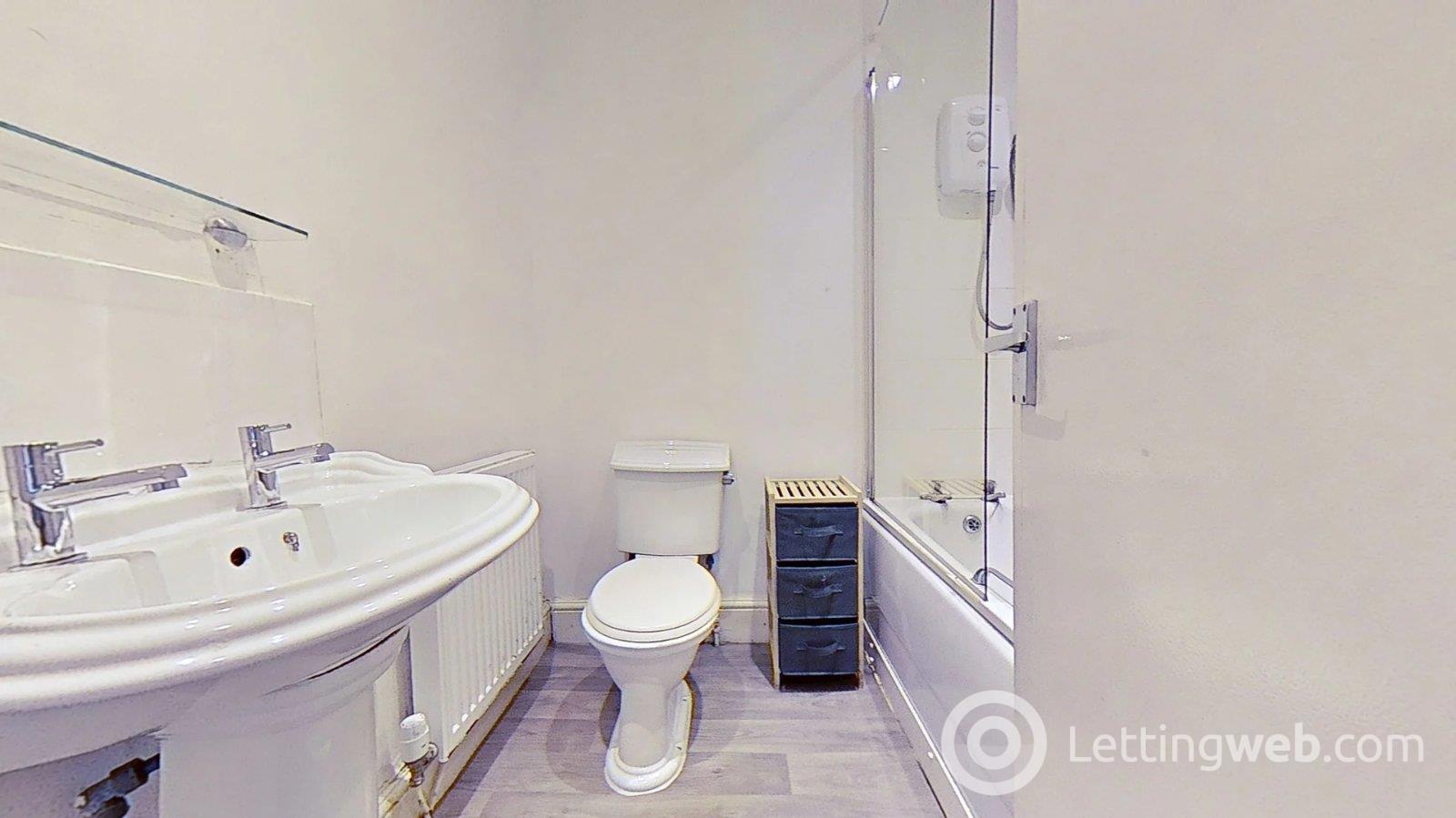 Property to rent in Queen Street, Stirling, Stirlingshire, FK8