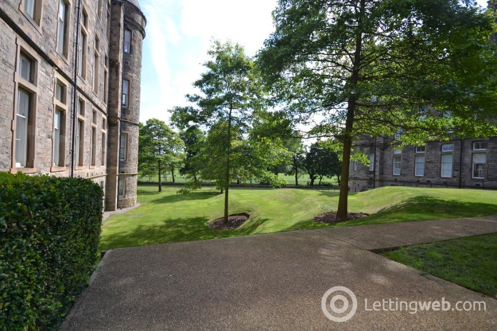 Property to rent in Simpson Loan, Central, Edinburgh, EH3 9GD