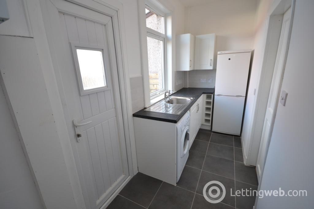 Property to rent in Longstone Avenue, Longstone, Edinburgh, EH14 2AZ