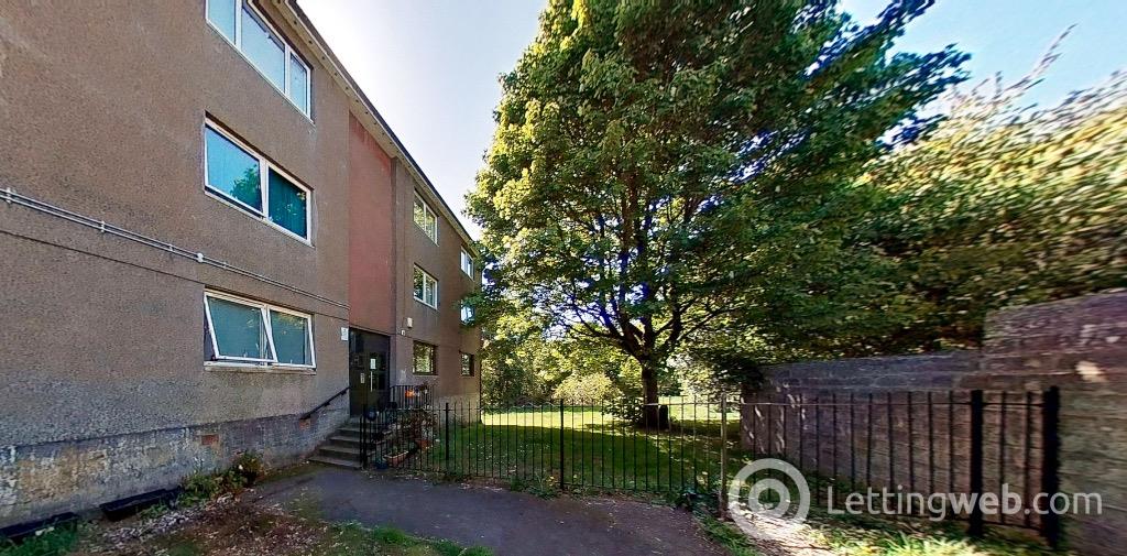 Property to rent in Thurso Crescent, Menzieshill, Dundee, DD2 4AT