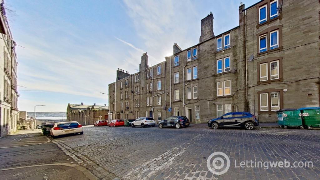 Property to rent in Brown Constable Street, Stobswell, Dundee, DD4 6QZ