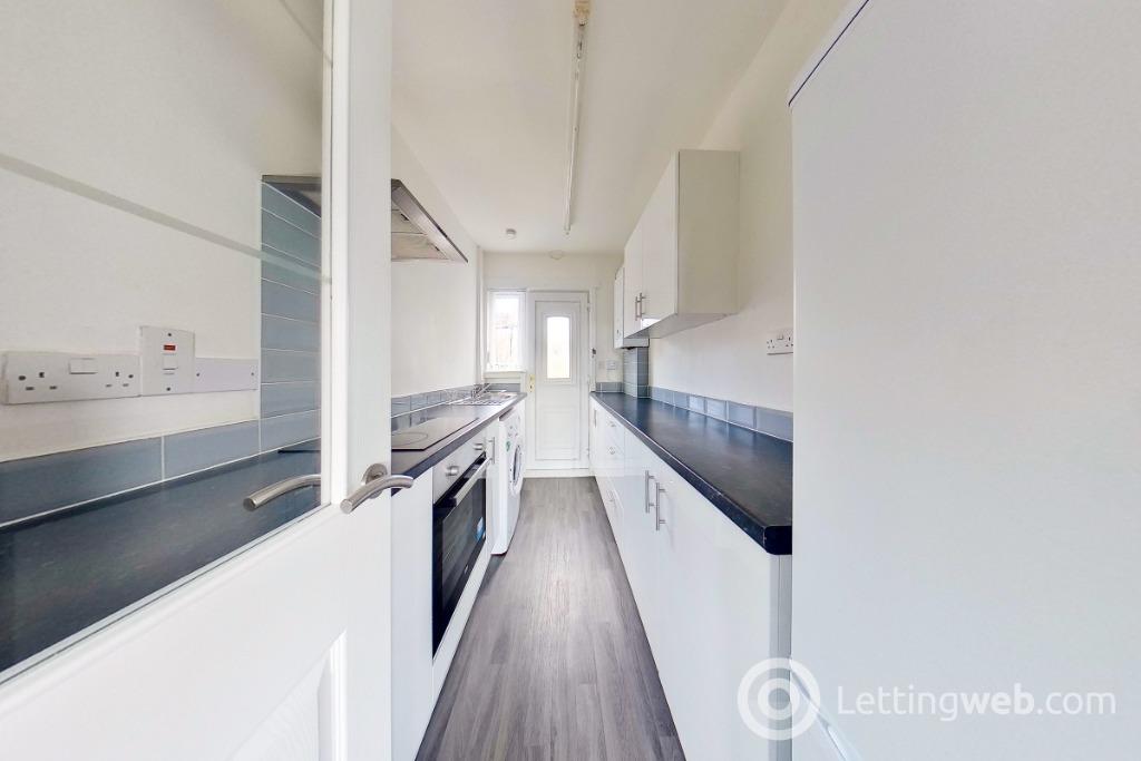 Property to rent in Gourdie Place, Charleston, Dundee, DD2 4RH